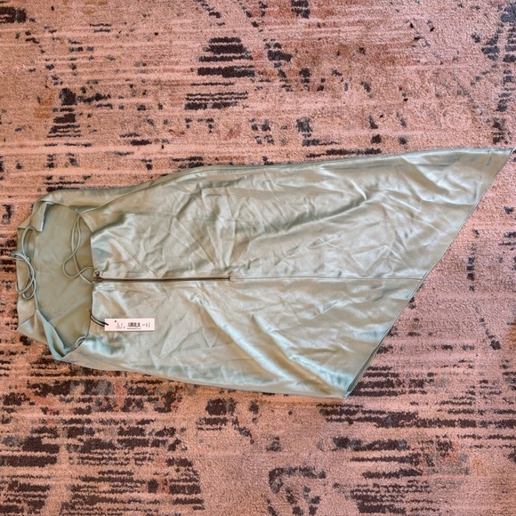 Alice + Olivia Harmony Halter Neck Asymmetric Satin Slip Dress - Size 10 - Picture 7 of 7